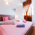 Mari Apartmán *