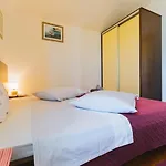 Apartament Mari *