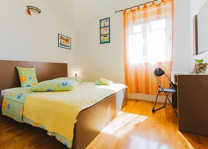 Mari Apartmán